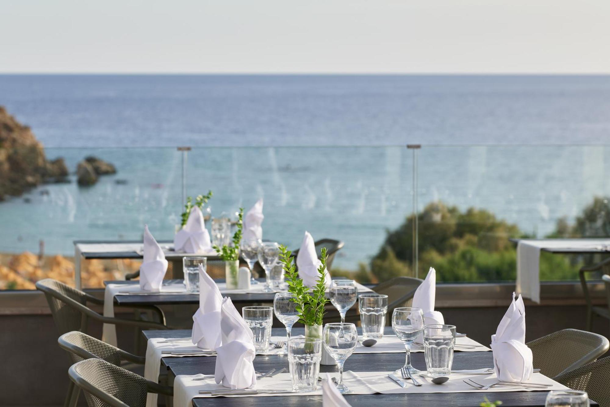 ホテル Atlantica Mikri Poli Crete Makrýgialos エクステリア 写真